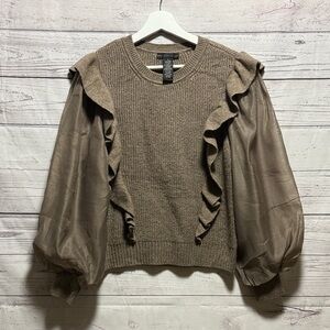 Design History Sweater with Puff sleeve